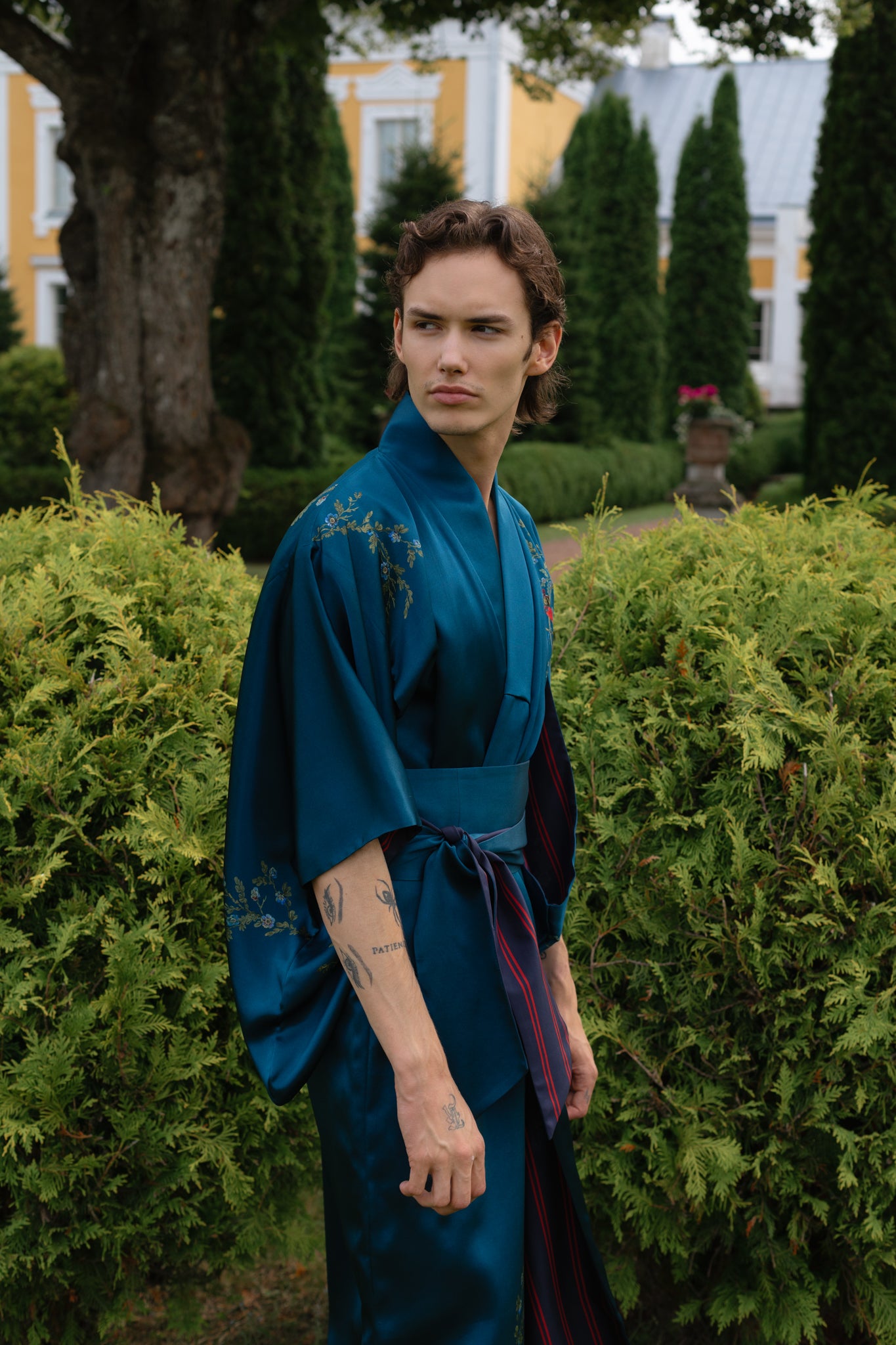 10th Anniversary Kimono "Le Perroquet" in Petrol Blue - House of Castlebird Rose
