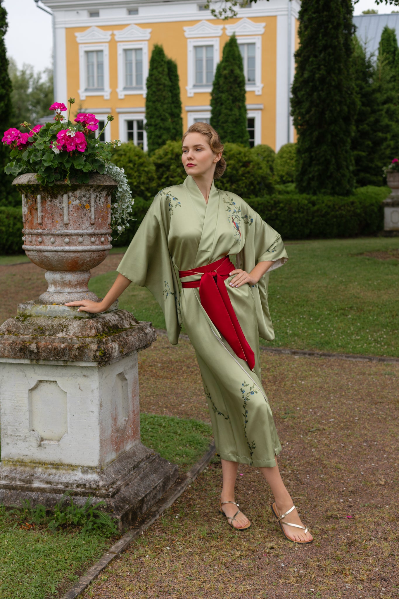 10th Anniversary Kimono "Le Perroquet" in Antique Sage