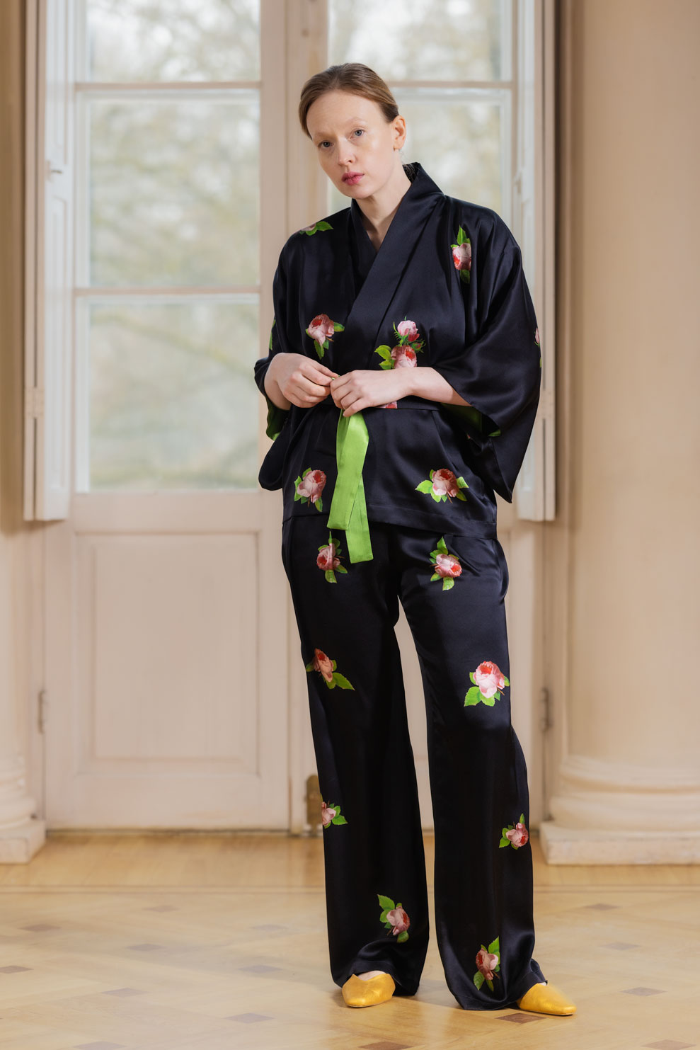 SILK LOUNGE SUIT "PAULINE" in ebony black - House of Castlebird Rose